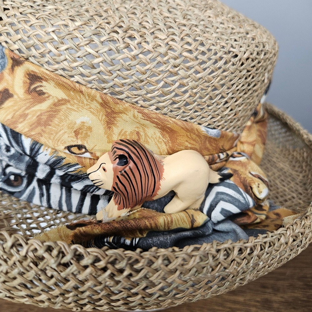 Cappelli Straworld Safari Animal Print Straw Sun Hat Lion Charm Miami Florida - Picture 5 of 8